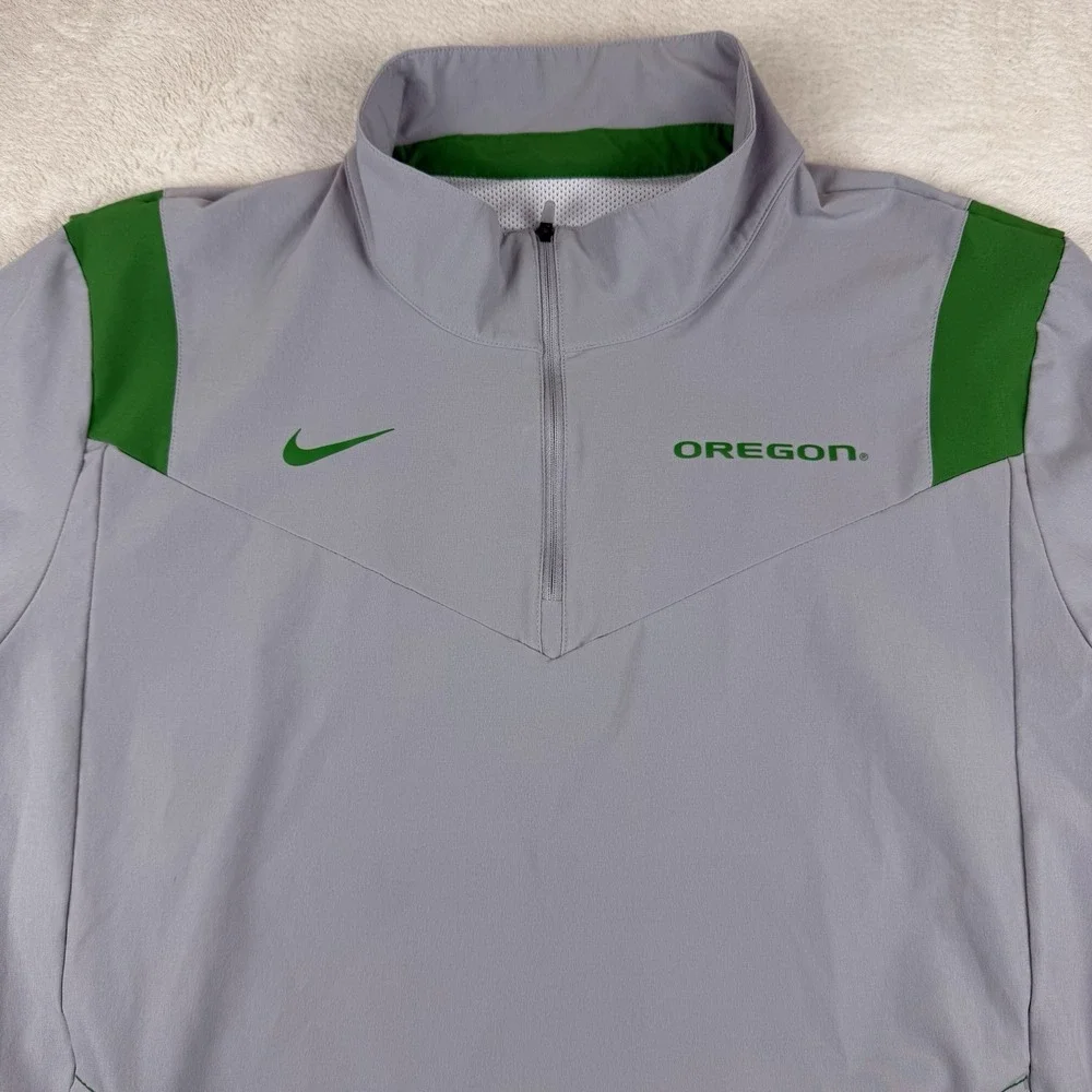 Oregon Ducks Grey Nike Football Sideline Lightweight Pullover Jacket Men's XL‎